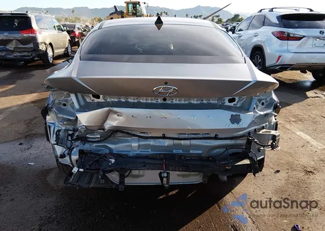 2022 Hyundai Elantra Limited z USA, uszkodzony, nr VIN 5NPLP4AG5NH057977